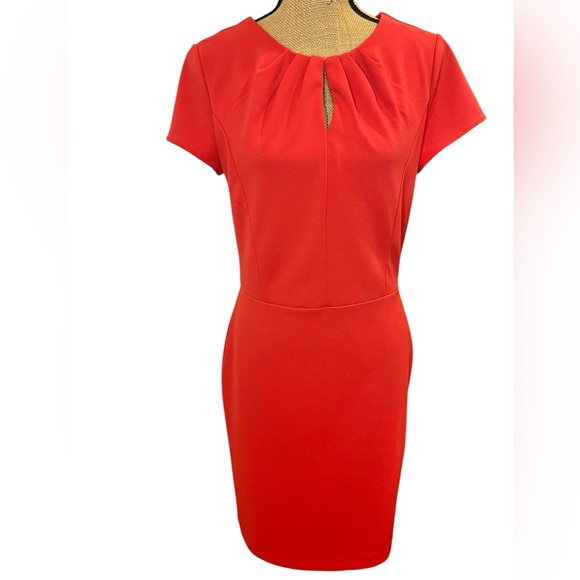 Banana Republic Dresses & Skirts - Banana Republic NWT Midi Sheath Dress Red Keyhole Neckline Size 8